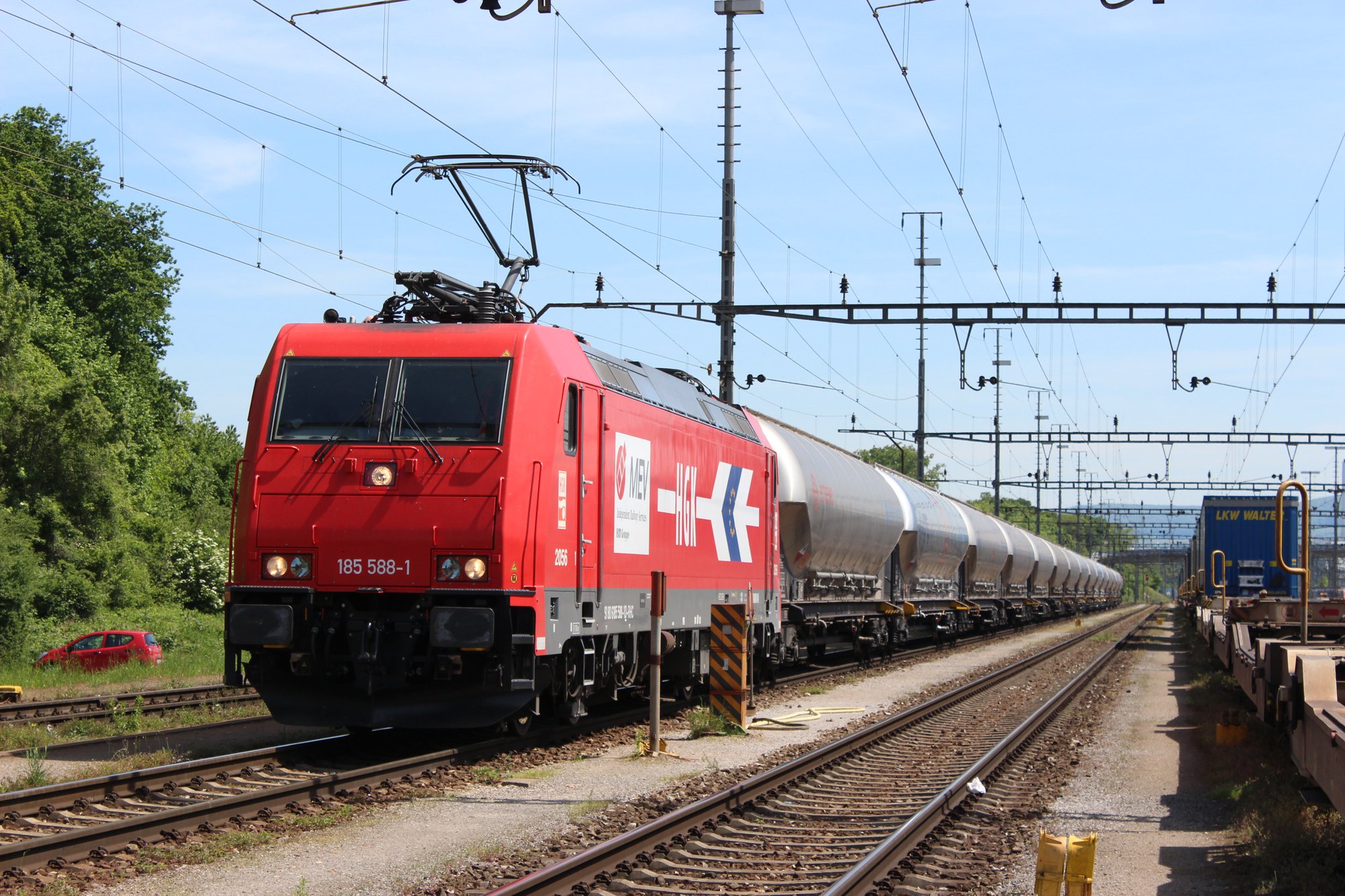 185 588-1 [RheinCargo] 05.05.2014 [69738] Basel RB (2).JPG